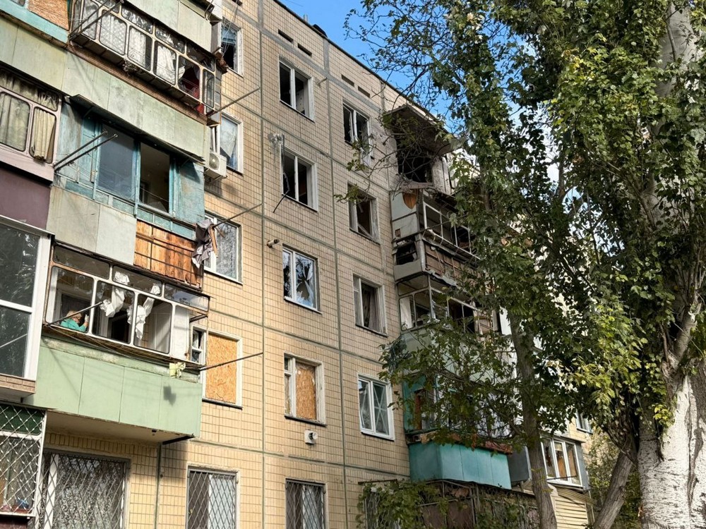 Фото наслідків обстрілів Нікополя і району