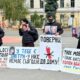 Відомо про 31 цивільного полоненого: у Києві енергодарці провели мирну акцію «Осінь полону» (фото) 15 У Києві енергодарці провели мирну акцію