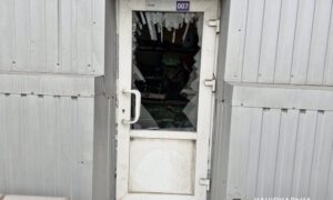 На Нікопольщині ворожий дрон впав на подвір’я, господиня отримала опіки – ворог понад 60 разів атакував район, а також ще 5 районів області (фото) 2 На Нікопольщині ворожий дрон впав на подвір’я, господиня отримала опіки – ворог понад 60 разів атакував район, а також ще 5 районів області (фото)