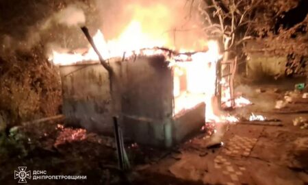 Жінка згоріла живцем у власному будинку на Дніпропетровщині: фото