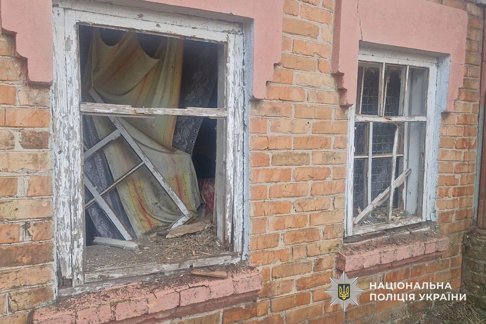 Потрощено будинки, транспорт та інфраструктуру: ворог атакував Нікополь, район і Синельниківщину – поліція Потрощено будинки, транспорт та інфраструктуру: ворог атакував Нікополь, район і Синельниківщину – поліція