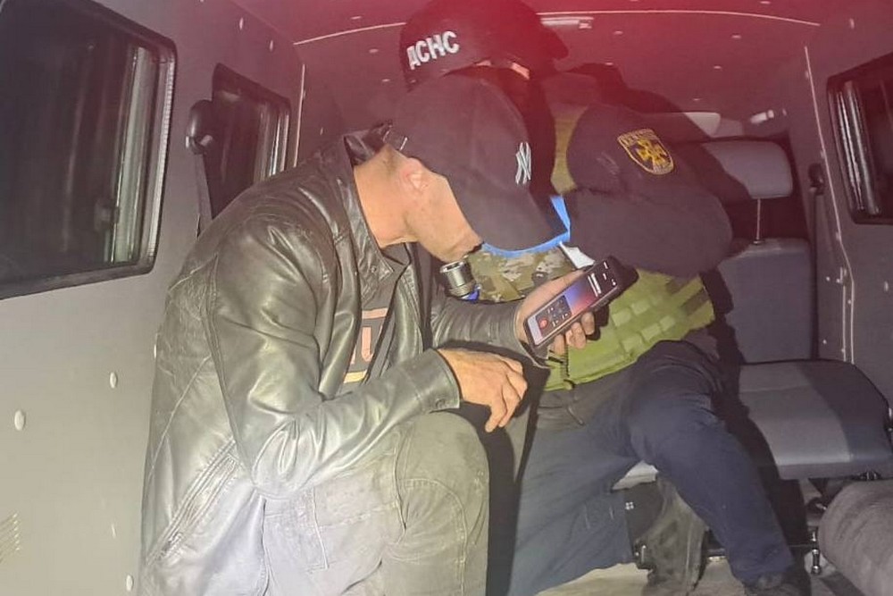 Є поранений у Нікополі, сталася пожежа: ворог атакував місто, район і область (фото) Є поранений у Нікополі, сталася пожежа: ворог атакував місто, район і область (фото)