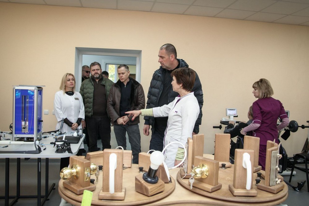 У Нікополі відкрили нове реабілітаційне відділення: фото У Нікополі відкрили нове реабілітаційне відділення: фото