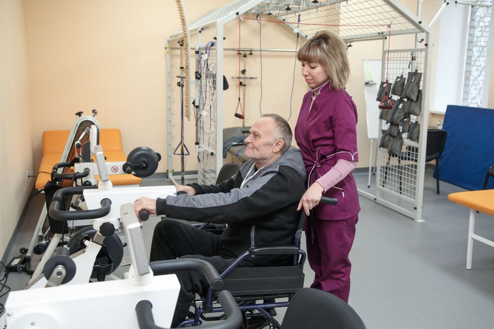 У Нікополі відкрили нове реабілітаційне відділення: фото У Нікополі відкрили нове реабілітаційне відділення: фото