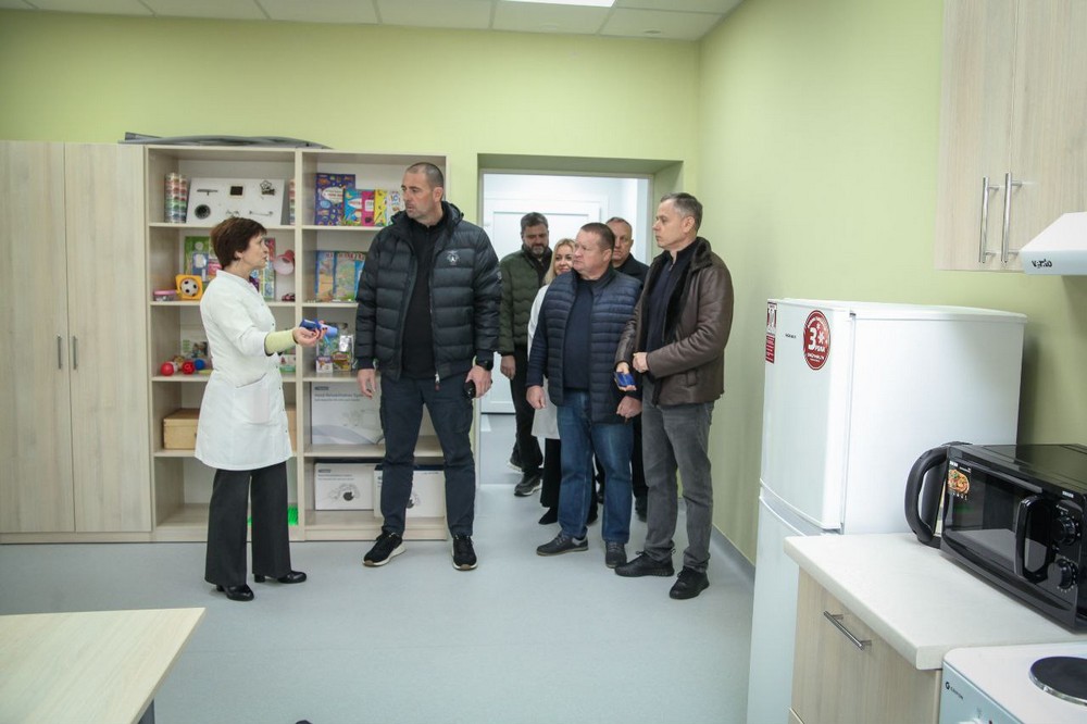 У Нікополі відкрили нове реабілітаційне відділення: фото У Нікополі відкрили нове реабілітаційне відділення: фото