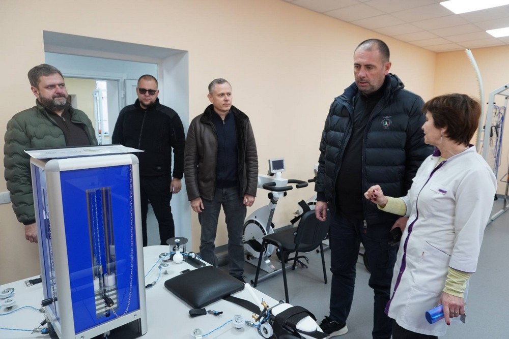 Відкриття сучасного реабілітаційного відділення у Нікополі: які послуги можна отримати – подробиці від міського голови (фото) Відкриття сучасного реабілітаційного відділення у Нікополі: які послуги можна отримати – подробиці від міського голови (фото)