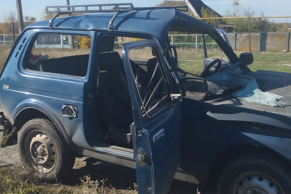 У Нікополі і районі побиті АЗС, будинки, автівки, у Павлограді є поранені, Синельниківщина здригалась під КАБами – важкий день на Дніпропетровщині (фото) У Нікополі і районі побиті АЗС, будинки, автівки, у Павлограді є поранені, Синельниківщина здригалась під КАБами – важкий день на Дніпропетровщині (фото)