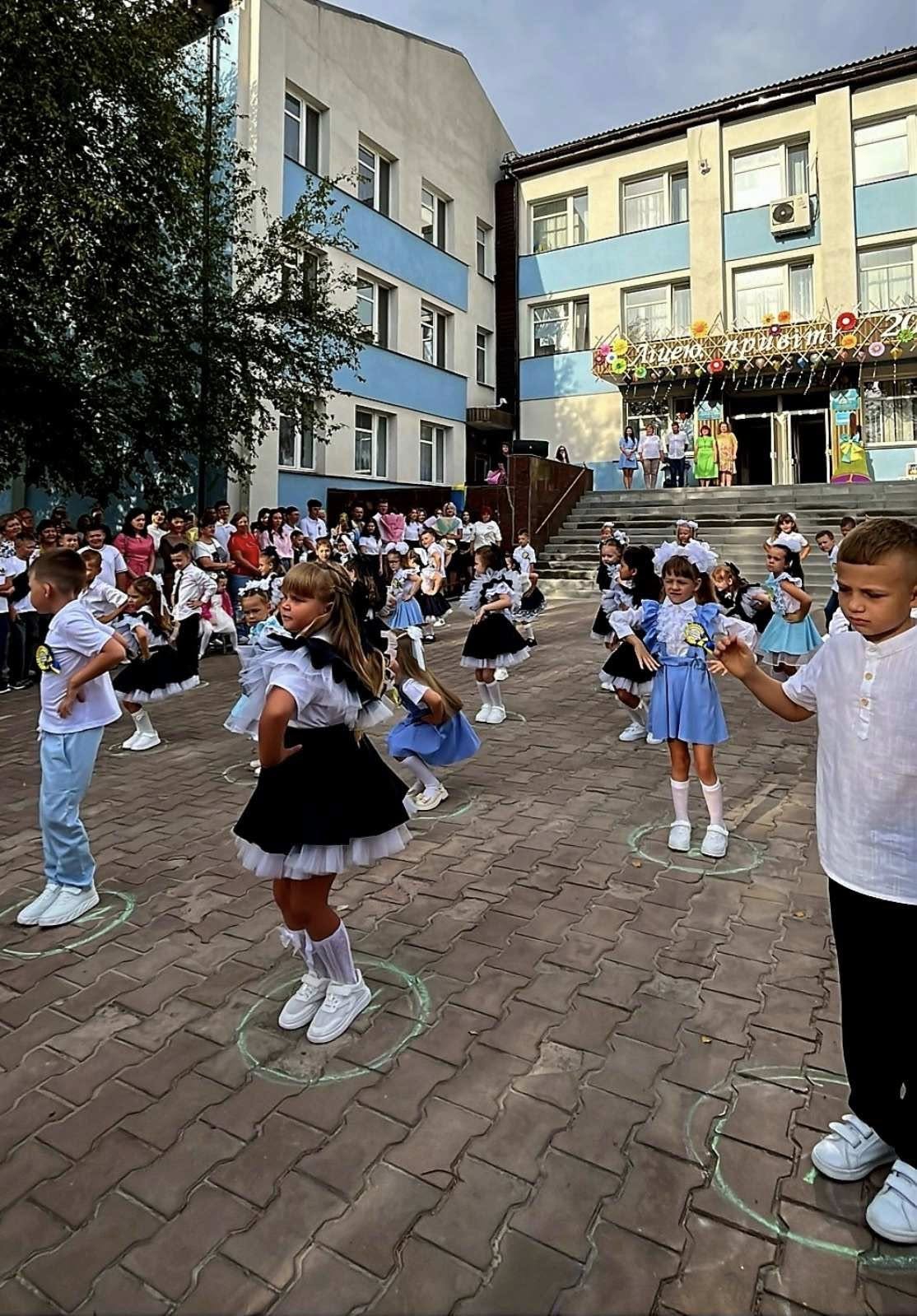 свято першого дзвоника 1 свято першого дзвоника 1