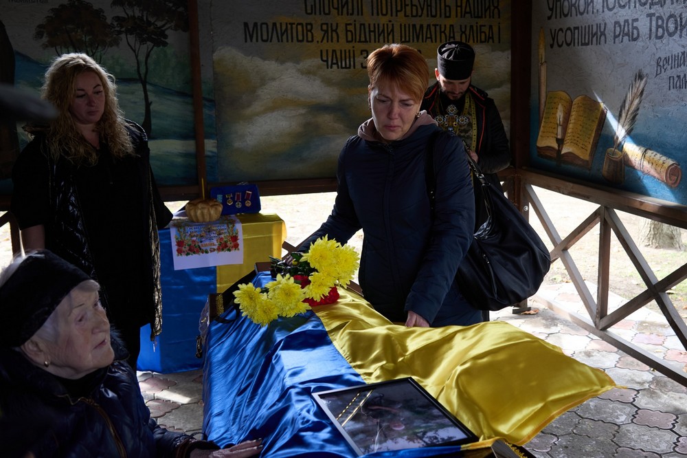 у Нікополі 13 жовтня провели в останню путь Захисника (фото) 7