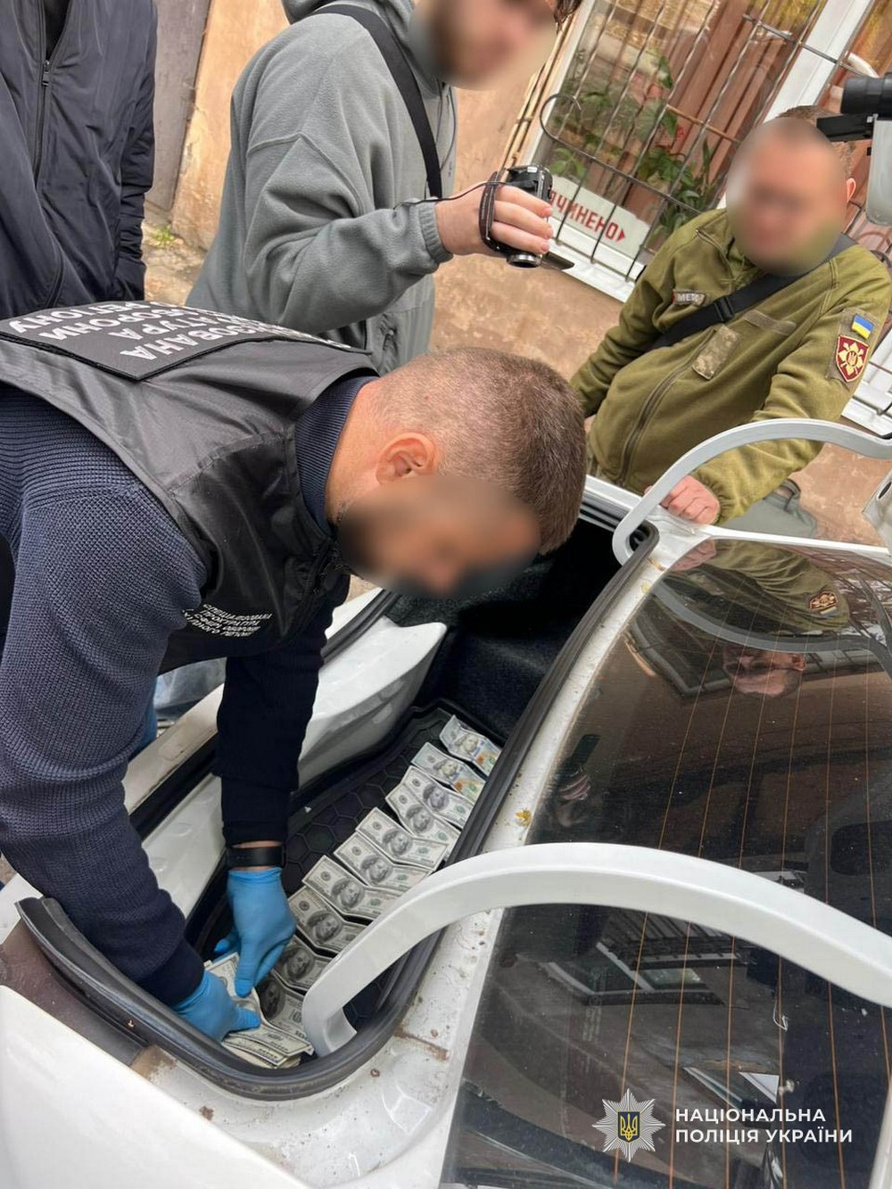 Військовослужбовця ТЦК затримали на хабарі у Дніпрі (фото)