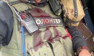 ворожі дрони атакували автівку волонтера з Кривого Рогу (фото) 4