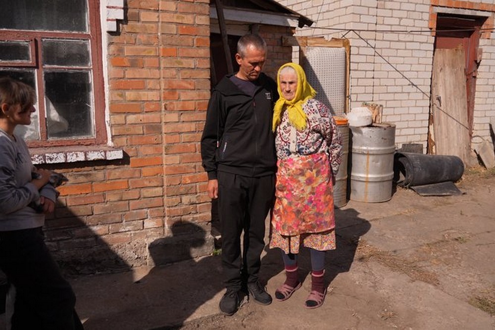 з прифронтової Нікопольщини звільнений військовий вивіз свою бабусю (відео) 3