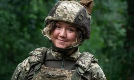 Мріяла бути режисеркою… Від поранень померла 25-річна бойова медикиня з Дніпропетровщини
