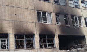 У мережі показали, як виглядає понівечена ворогом школа у Нікополі (фото)