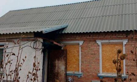 Наразі у роботі 10 об’єктів, серед іншого і відновлення несучих стін: як у Нікополі ремонтують пошкоджене обстрілами житло