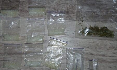 Зберігала психотропи в особливо великих розмірах: у Марганці викрили 28-річну жінку