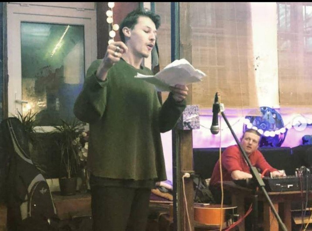 Помер молодий поет, художник і Захисник з Нікополя Помер молодий поет, художник і Захисник з Нікополя