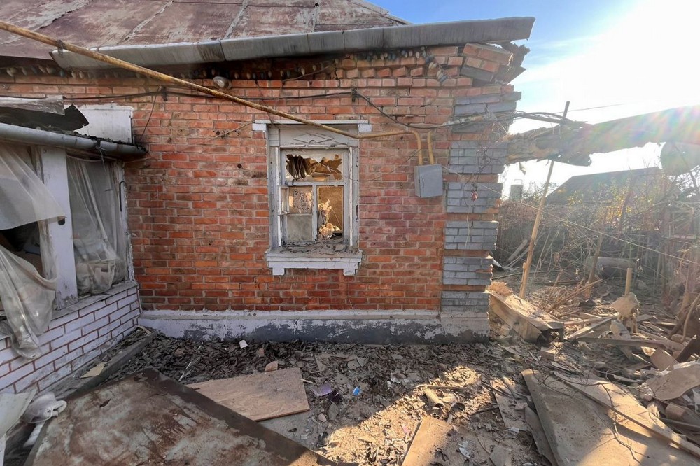 5 поранених у Нікополі, загиблий у Синельниківському районі та руйнування ворог знову атакував Дніпропетровщину (фото) 4 5 поранених у Нікополі, загиблий у Синельниківському районі та руйнування ворог знову атакував Дніпропетровщину (фото) 4