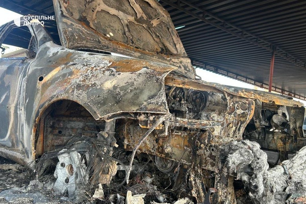 5206596670794173750 69087aac40edb  Загиблий і п’ятеро поранених, серед них 8-річна дитина - наслідки ударів по Павлограду і Дніпру