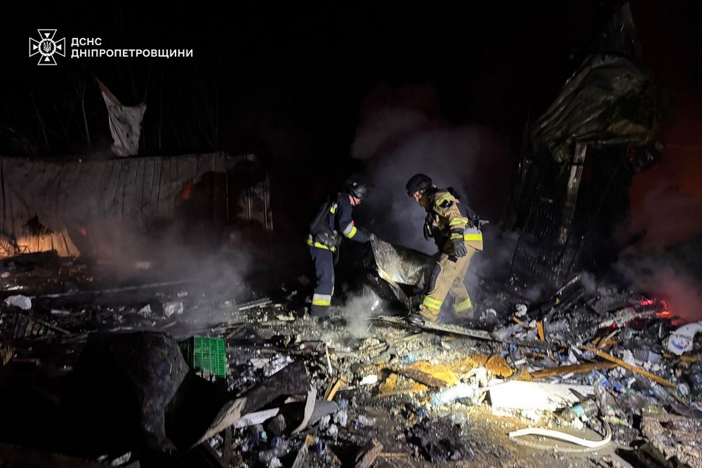 Смертельний удар по продуктовому магазину на Дніпропетровщині: зниклими безвісти вважаються шестеро людей