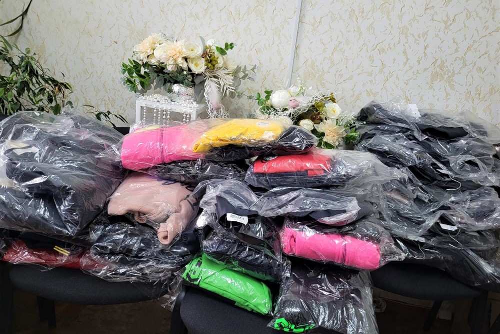 У Нікополі діти певних категорій отримають шкільні та спортивні костюми (фото)