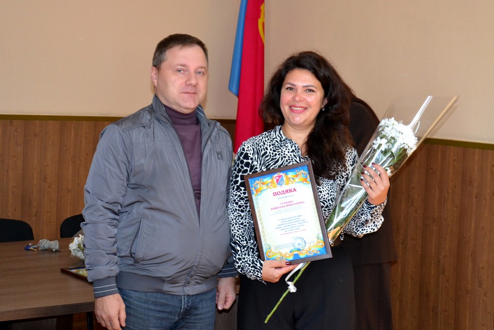 Фото з нагородження у Нікопольській РВА