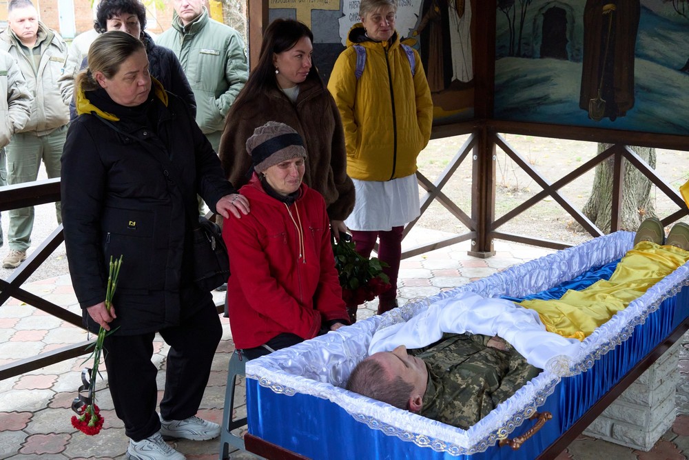 577901258 1126178359712574 4950473837329486916 n У Нікополі провели в останню путь Захисника: фото