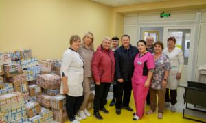 У Нікополі сьогодні медичні працівники отримали пакунки від Спільноти Святого Егідія (фото)