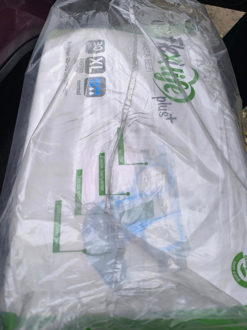 Червоний Хрест Нікополя забезпечив памперсами літніх мешканців Першотравневської громади (фото)