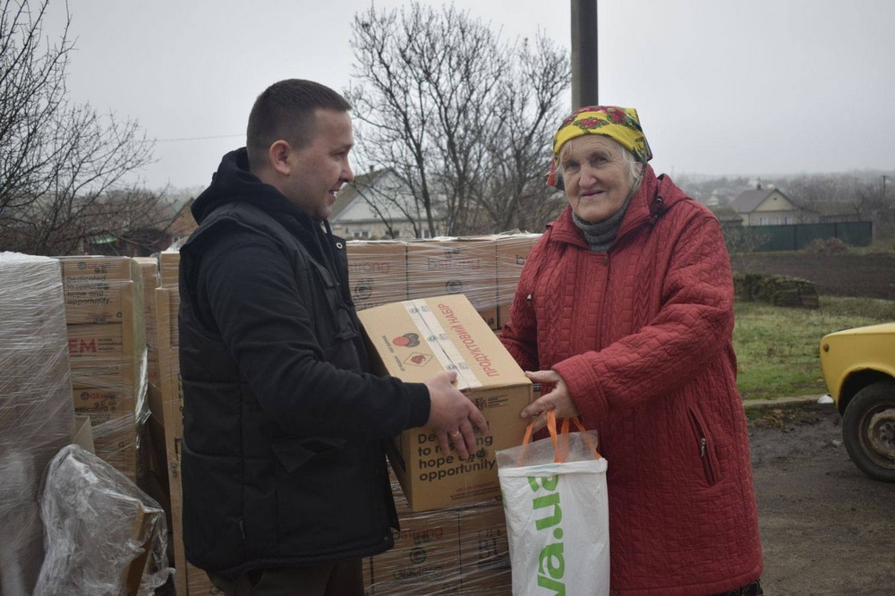 Мешканці Мирівської громади отримали 1530 гуманітарних наборів від GEM (фото)