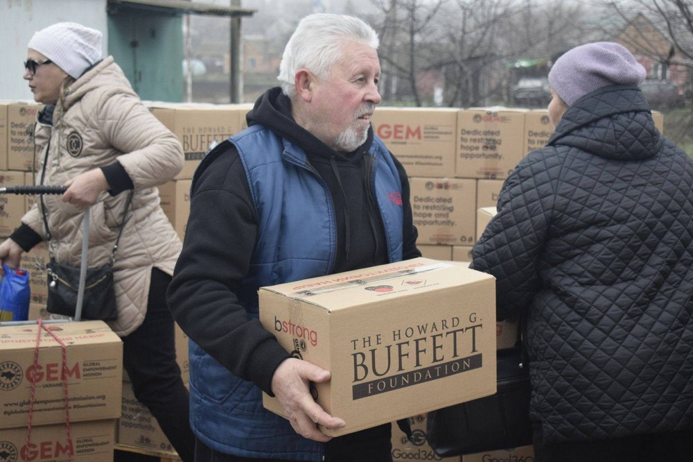 Мешканці Мирівської громади отримали 1530 гуманітарних наборів від GEM (фото)
