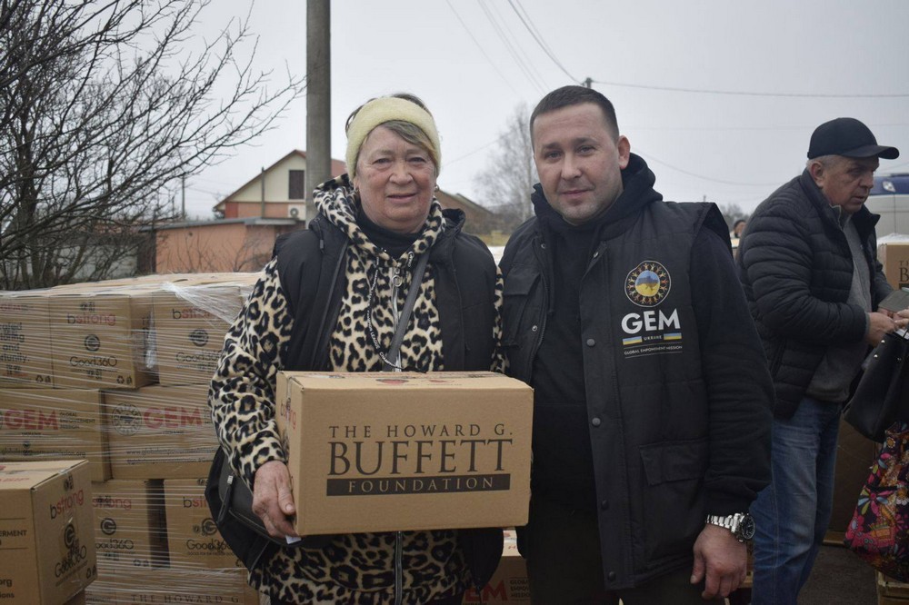 Мешканці Мирівської громади отримали 1530 гуманітарних наборів від GEM (фото)