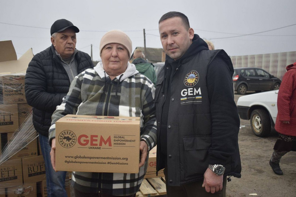 Мешканці Мирівської громади отримали 1530 гуманітарних наборів від GEM (фото)