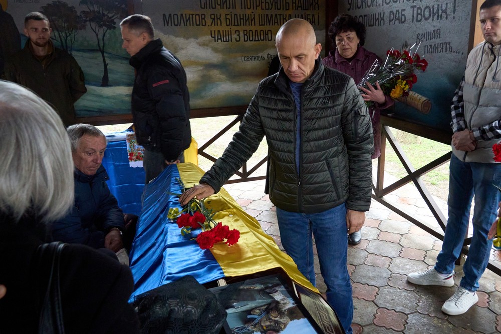 У Нікополі провели в останню путь полеглого Героя: фото У Нікополі провели в останню путь полеглого Героя: фото