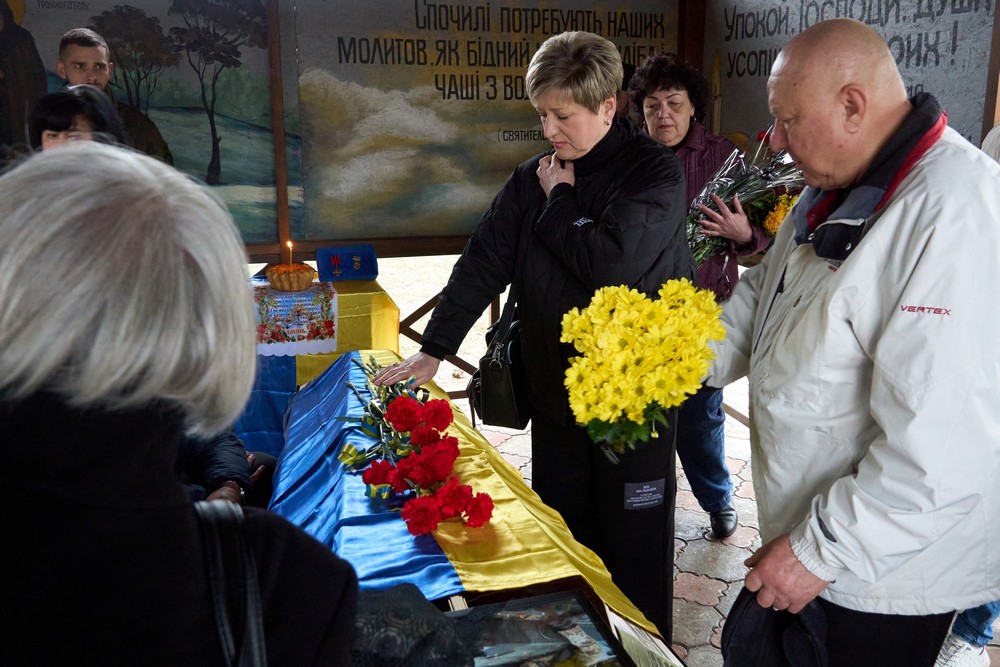 У Нікополі провели в останню путь полеглого Героя: фото У Нікополі провели в останню путь полеглого Героя: фото