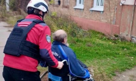 Червоний Хрест Нікополя допоміг чоловіку відвідати лікаря
