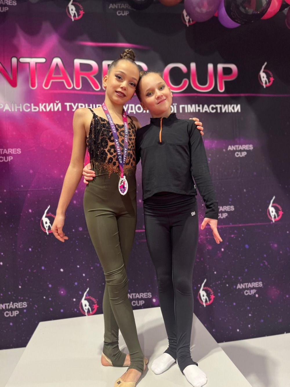 Гімнастки з Нікополя вибороли призові місця 13 Гімнастки з Нікополя вибороли призові місця 13