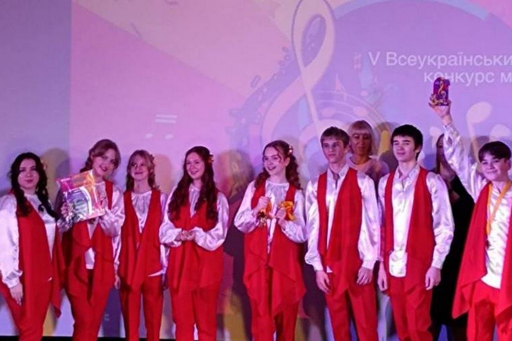 Юні вокалісти з Нікопольщини здобули перемогу на конкурсі мистецтв! 1 Юні вокалісти з Нікопольщини здобули перемогу на фестивалі!