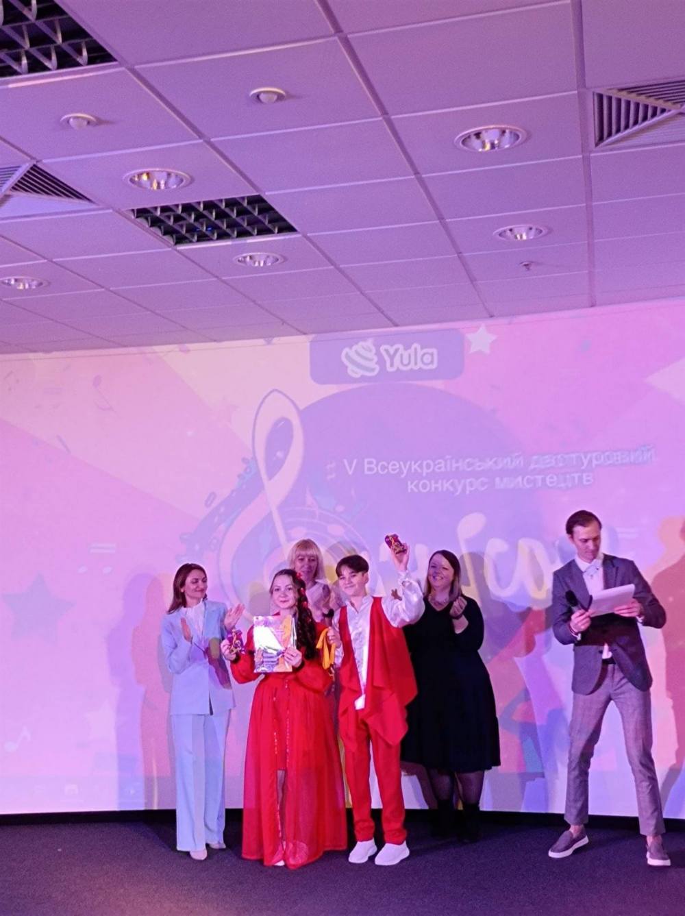 Юні вокалісти з Нікопольщини здобули перемогу на фестивалі! 2 Юні вокалісти з Нікопольщини здобули перемогу на фестивалі! 2