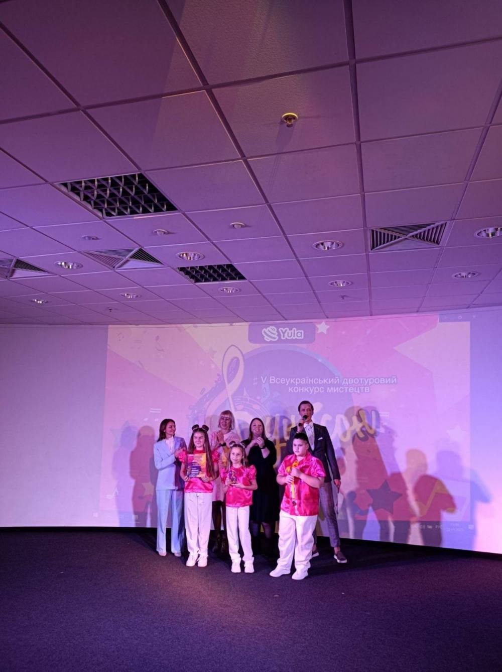 Юні вокалісти з Нікопольщини здобули перемогу на фестивалі! 3 Юні вокалісти з Нікопольщини здобули перемогу на фестивалі! 3