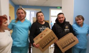 Медики дитячої лікарні Нікополя отримали продуктові набори від GEM