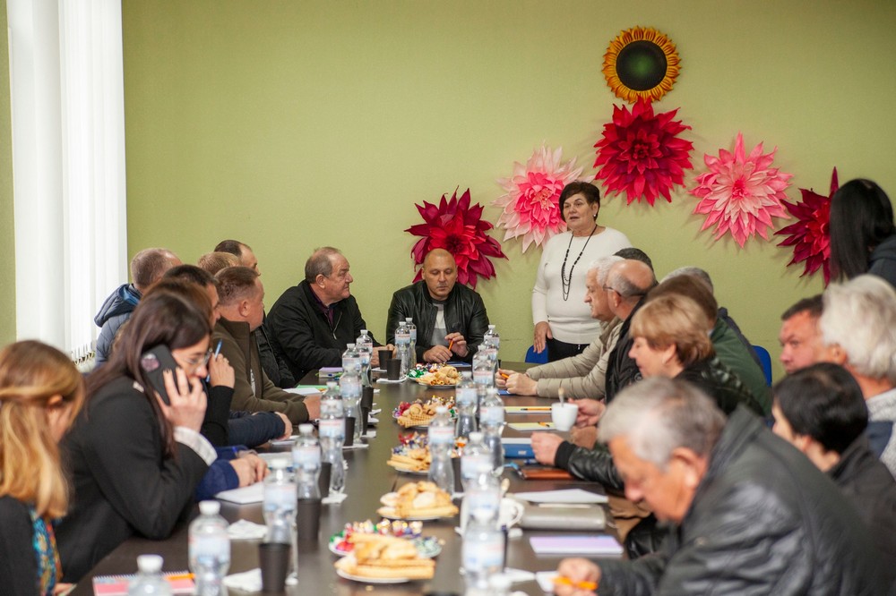 Начальник Нікопольської РВА зустрівся з аграріями району (фото) 8 Начальник Нікопольської РВА зустрівся з аграріями району (фото) 8