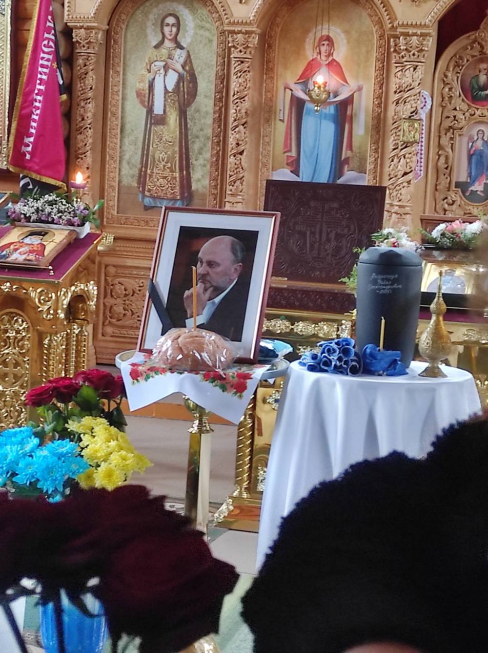 Нікополь сьогодні попрощався з відомим педагогом, волонтером, ексдепутатом міської ради 3 Нікополь сьогодні попрощався з відомим педагогом, волонтером, ексдепутатом міської ради 3