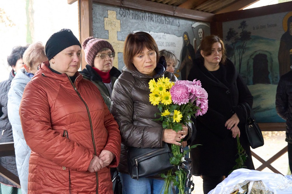 Нікополь сьогодні провів в останню путь Захисника (фото) 2