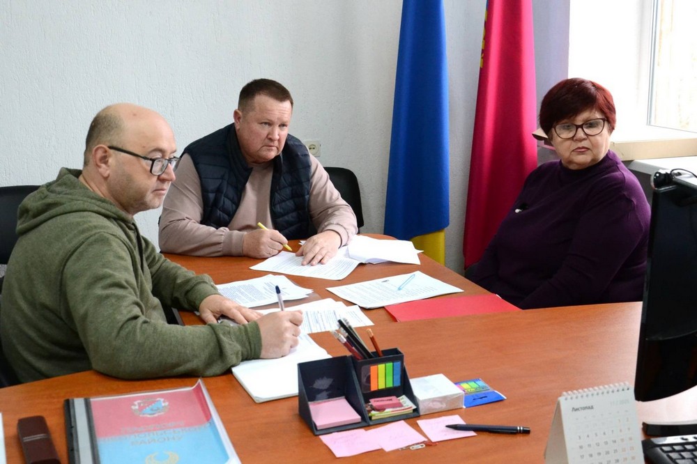 Приєднання громад Нікопольщини до асоціації прифронтових міст та громад України обговорили у РВА – подробиці 1 Приєднання громад Нікопольщини до асоціації прифронтових міст та громад України обговорили у РВА – подробиці 2