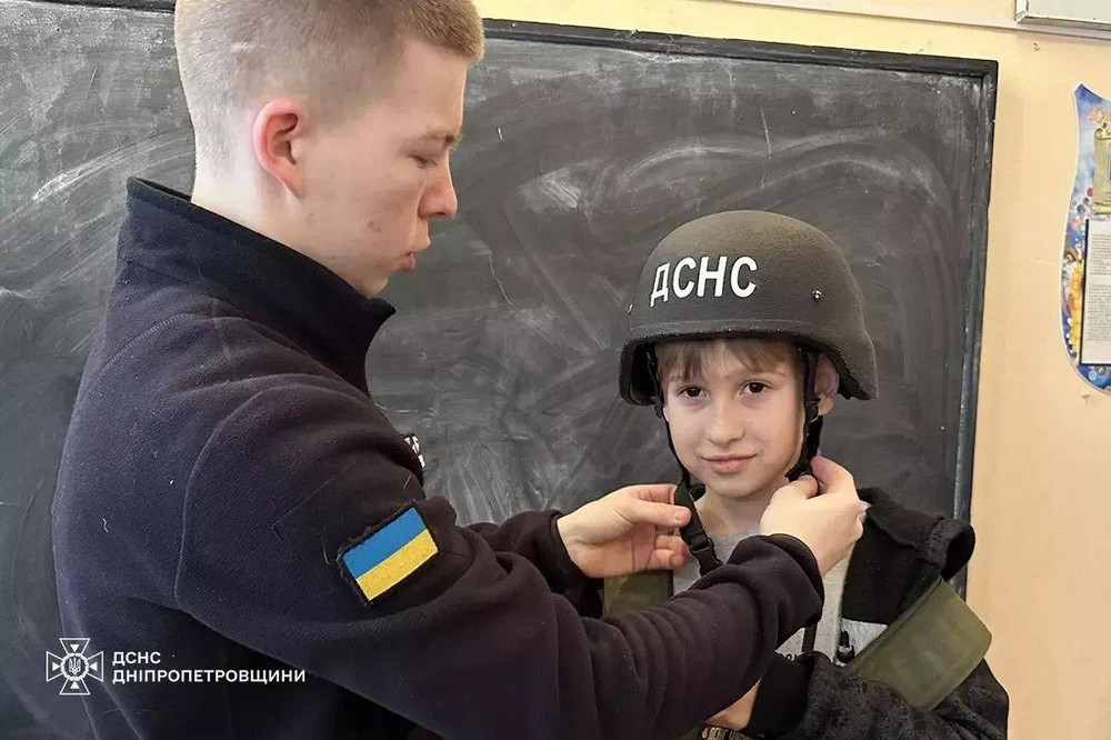 Школярам Нікопольщини розповіли про безпеку під час війни (фото) 4 Школярам Нікопольщини розповіли про безпеку під час війни (фото) 4