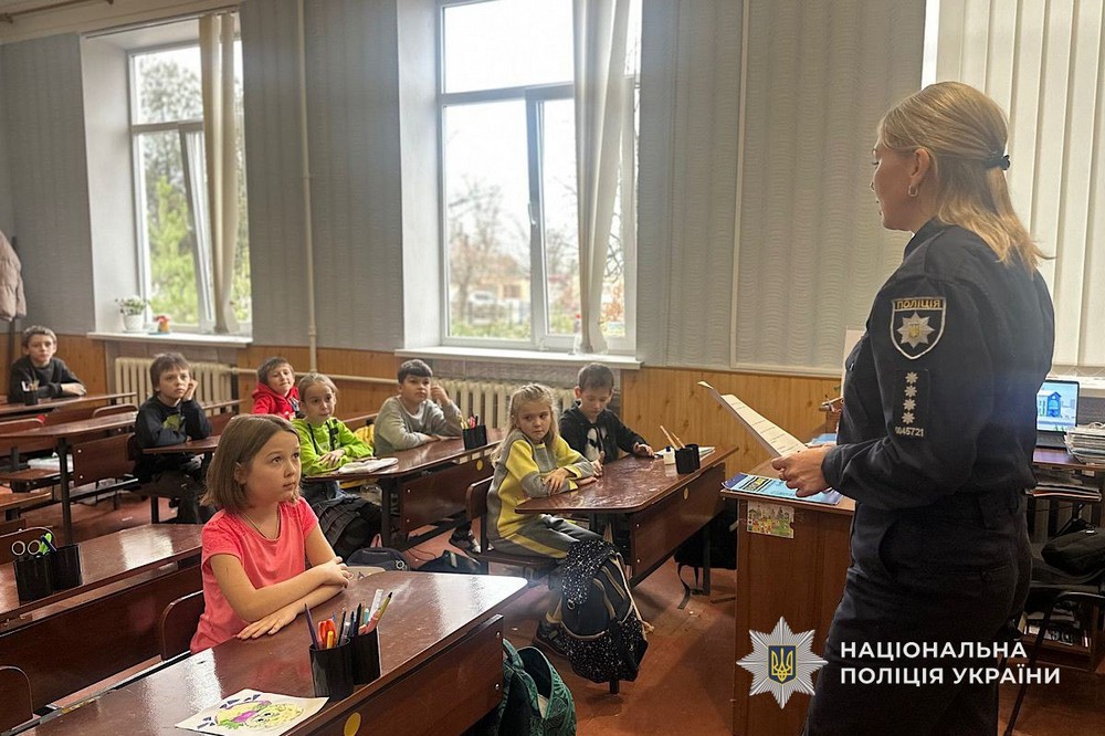 Школярам Покрова розповіли про домашнє насильство 4 Школярам Покрова розповіли про домашнє насильство 4