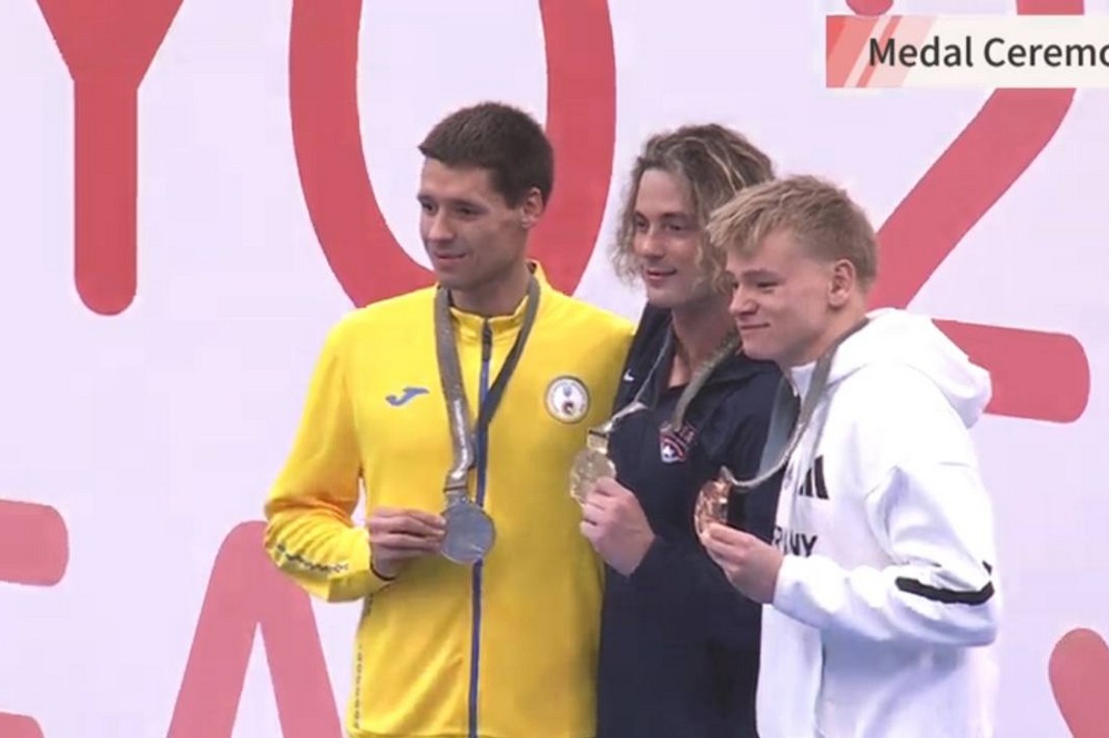 Спортсмен з Дніпропетровщини здобув срібло Дефлімпійських іграх (фото) 1 Спортсмен з Дніпропетровщини здобув срібло Дефлімпійських іграх (фото) 3