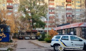 Пограбував жінку біля банкомату: у Дніпрі затримали 36-річного чоловіка 2 У Дніпрі