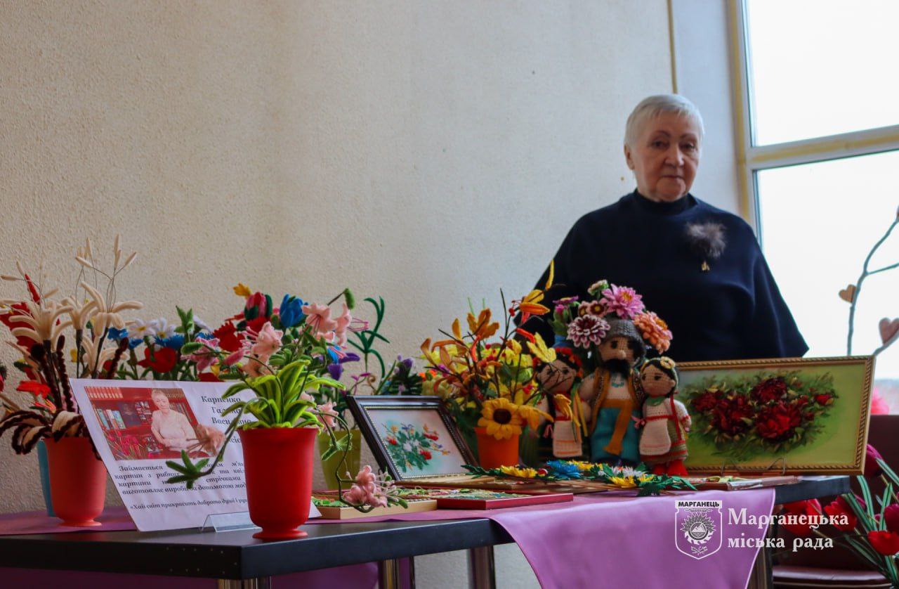У Марганці відзначили День працівника культури (фото) 10 У Марганці відзначили День працівника культури (фото) 10